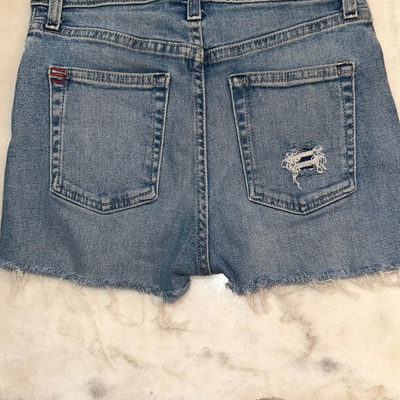 BDG Blue Distressed Jean Shorts High-Waisted Size 27 stretch - Picture 4 of 7